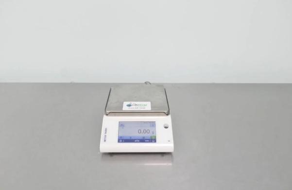 Mettler Toledo ML1602T Precision Toploading Balance with 1620g Capacity and 0.01g Readability-cover