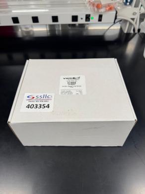 VWR Variable-Speed Medium Flow Pump Model 70730-062-cover