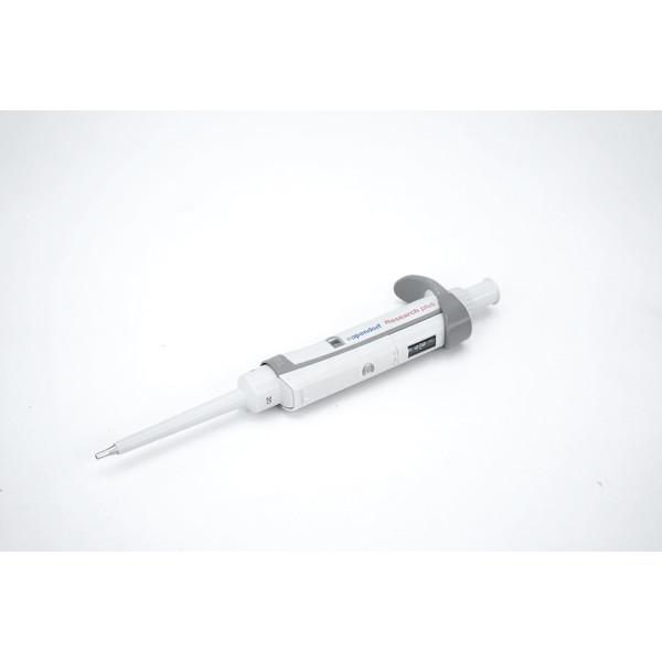 Eppendorf Research Plus 2-20 µL Variable Single-Channel Pipette