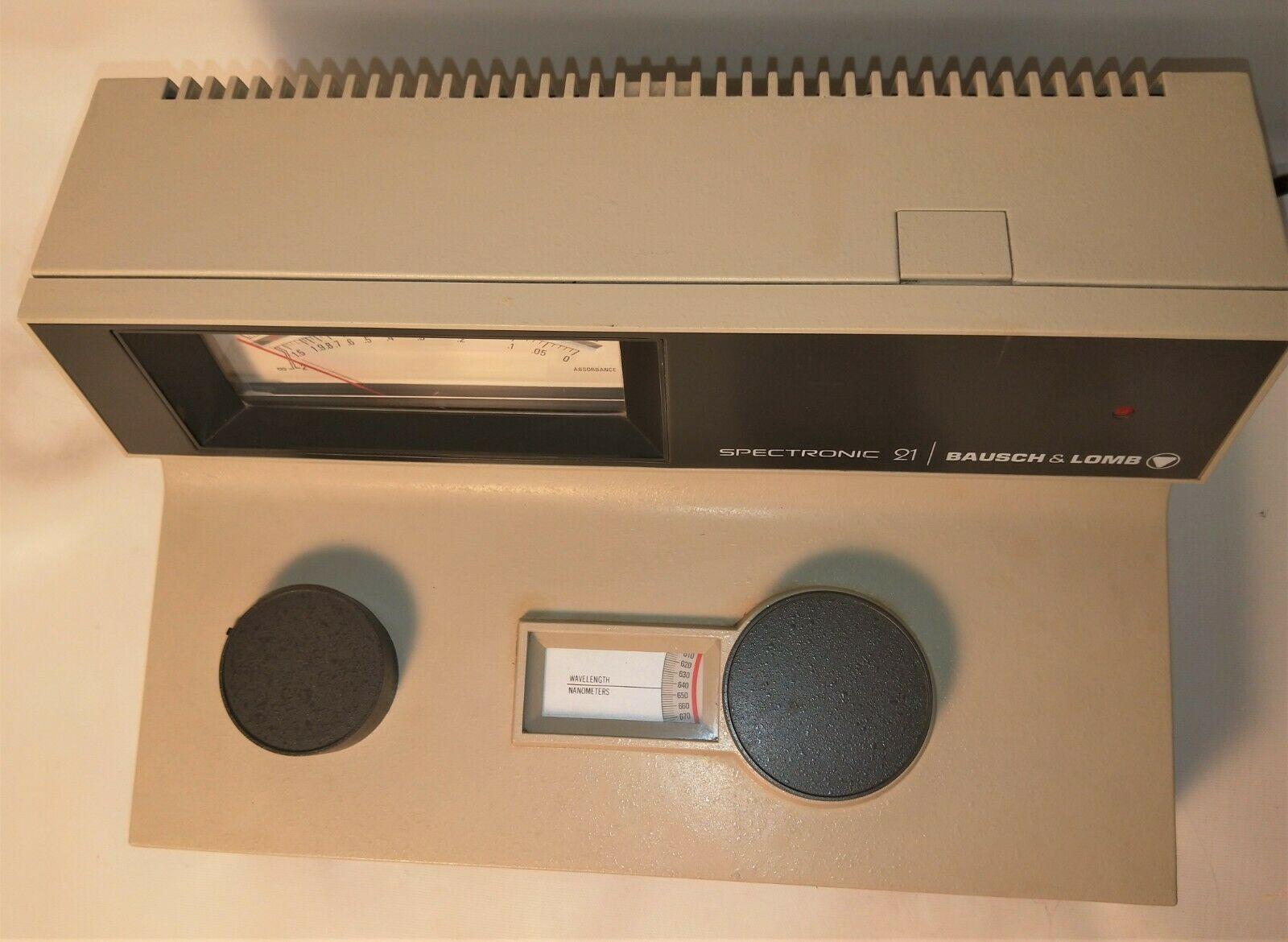 Bausch & Lomb Spectronic 21 Visible Spectrophotometer (340 to 950 nm)