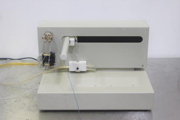 Hitachi FCW-180 Automated Fraction Collector for Nucleic Acid Purification-cover