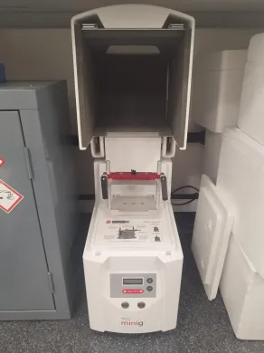 SPEX SamplePrep 1600 MiniG Laboratory Homogeniser for Sample Disruption