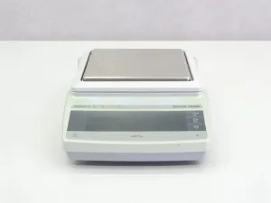 Mettler PG6002-S Electronic Analytical Balance with RS232 Interface, 2 of 4