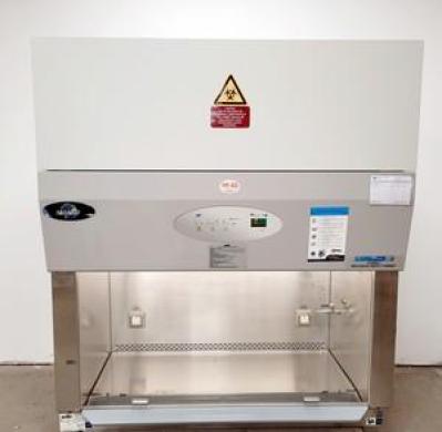 Nuaire Labgard Class II Biological Safety Cabinet NU-437-400E  Series 6 Lab-cover