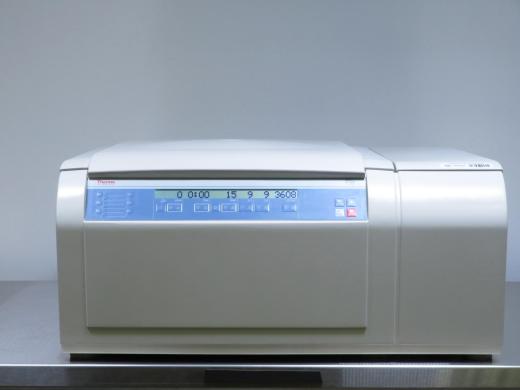 Thermo Scientific ST40R Refrigerated Benchtop Centrifuge-cover