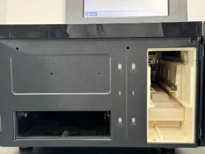 Illumina NextSeq 550 High-Throughput Benchtop Sequencing System, 5 of 10