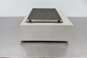 New Brunswick Scientific Excella E2 Benchtop Orbital Platform Shaker, 3 of 9