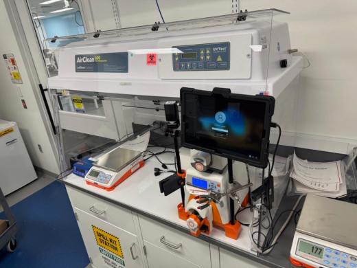 AirClean 600 PCR Workstation AC648LFUVC with UV Sterilization and HEPA Filtration-cover