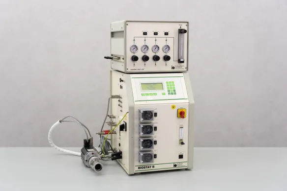 Braun Biostat Bioreactor with Gas Mixing Unit 4 EF, Types 8840326 and B3350626