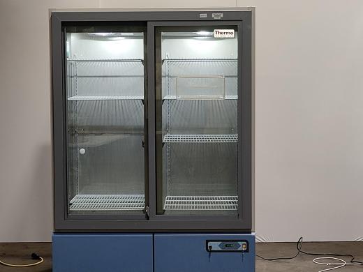 Thermo REL4504A High-Performance Laboratory Refrigerator 1 to 8°C, 45.8 cu ft-cover