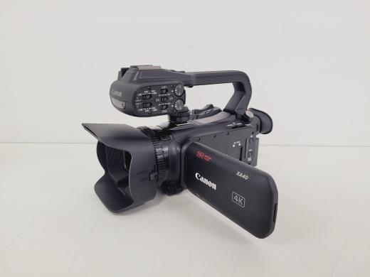 Canon XA40 4K Professional Camcorder for High-Resolution Laboratory Imaging-cover