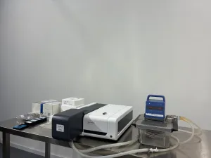 Agilent Technologies Cary 60 UV-Visible Spectrophotometer with Modular Accessories, 2 of 4