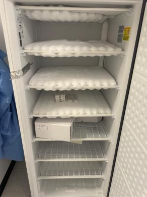 Norlake NSPF201WWW/0MHC Laboratory Freezer with Multi-Shelf Low-Temperature Storage-cover