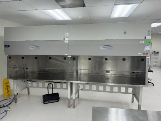 NuAire AIREGARD ES 12' Vertical Laminar Airflow Workstation for Sterile Laboratory Environments-cover