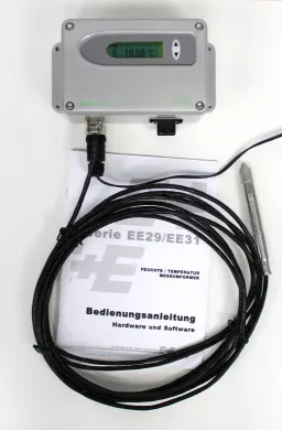 E+E EE31 Humidity and Temperature Transmitter with Remote Probe, 240V, 50/60Hz