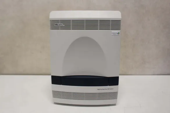 Applied Biosystems 7500 Fast Real-Time PCR System for Quantitative Molecular Diagnostics