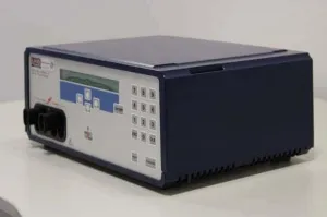 LKB Bromma Pharmacia 2303 Multidrive XL 3.5kV Power Supply, 3 of 5