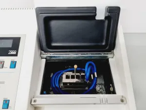 CECIL CE 2030 Laboratory Spectrometer, 11 of 12