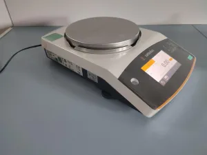 Sartorius Quintix 1102 1CFR Precision Balance, 2 of 11