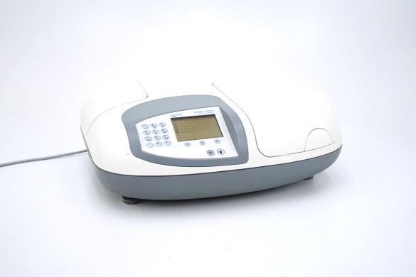 GE Biochrom Ultrospec 2100 Pro UV/Vis Spectrophotometer, 190–900 nm, 6-Cell Changer-cover