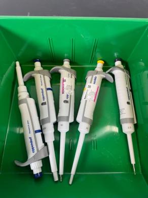 Eppendorf Research Plus Single-Channel Manual Pipettes Set of 5 with Storage Tray-cover