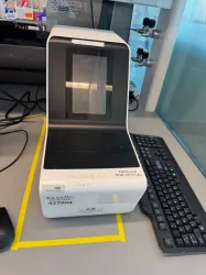 Accellix AX-136 Benchtop Automated Flow Cytometer with Integrated Touchscreen, 2 of 3