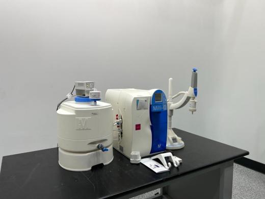 Millipore Milli-Q Integra Lab Water Purification System-cover