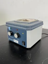 Fisher Scientific Isotemp Waterbath for Precise Laboratory Temperature Control, 2 of 4