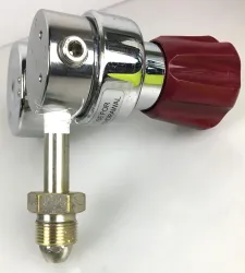 Praxair ProStar Platinum PRS20062001 Gas Regulator with Monel Hose (CGA 580), 3 of 9