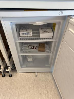 VWR HCUCFS-0420 Undercounter Laboratory Freezer with R600a Refrigerant-cover