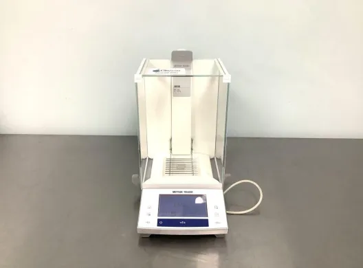 Mettler Toledo XS105 Analytical Balance with 0.01 mg Readability and 120 g Capacity