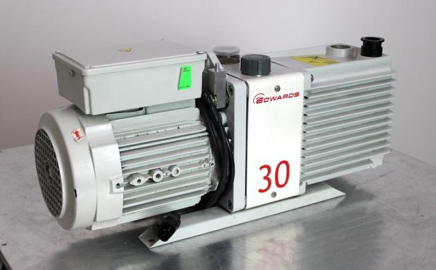 Edwards E2M30 Rotary Vane Vacuum Pump 19.4 CFM, 1.0x10⁻³ mbar, 240V-cover