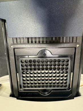 Applied Biosystems 7500 Fast Real-Time PCR System for Quantitative Analysis-cover