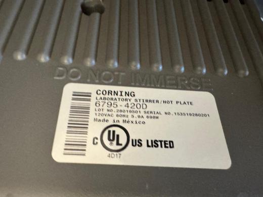 Corning PC-420 Hotplate/Stirrer model 6795/420D for laboratory heating and stirring applications-cover