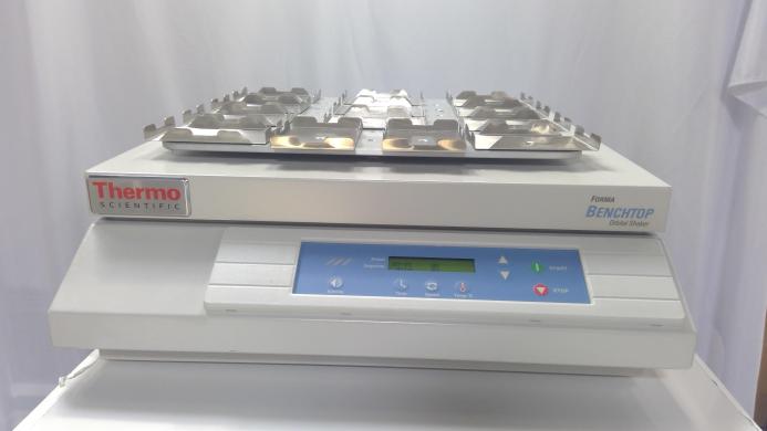 Thermo 416 Digital Orbital Shaker with Programmable Timer and Anodized Platform-cover