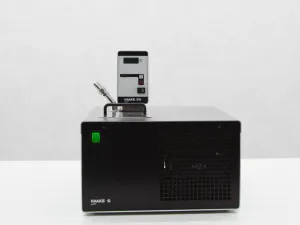 Haake G Refrigerated Water Bath with D8 Thermostat for Precise Temperature Control, 2 of 3