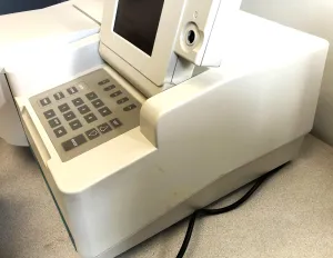 Beckman DU-520 UV-Visible Spectrophotometer with 190-1100 nm Wavelength Range, 12 of 14