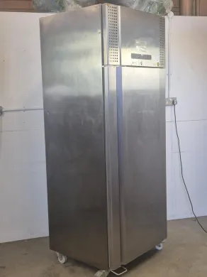 Gram R290 Laboratory Refrigerator with Eco-Friendly R290 Refrigerant