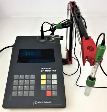 Fisher Accumet 925 pH Meter with ATC Probe and New Hanna HI 1110B pH Electrode-cover