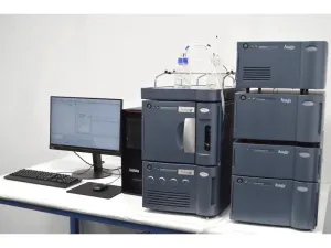 Waters ACQUITY UPLC H-Class PLUS Bio System with PDA and FLR Detectors for Bioseparations (2021), 10 of 41