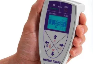 Refracto 30PX Portable Digital Refractometer by Mettler-Toledo, 4 of 4