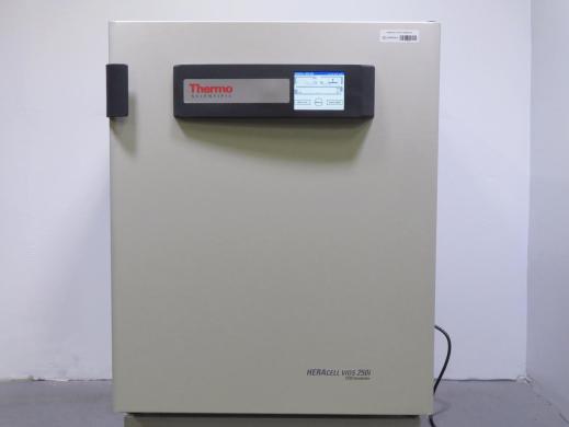 Thermo Scientific Heracell VIOS 250i CO2 Incubator with touchscreen and HEPA filtration-cover