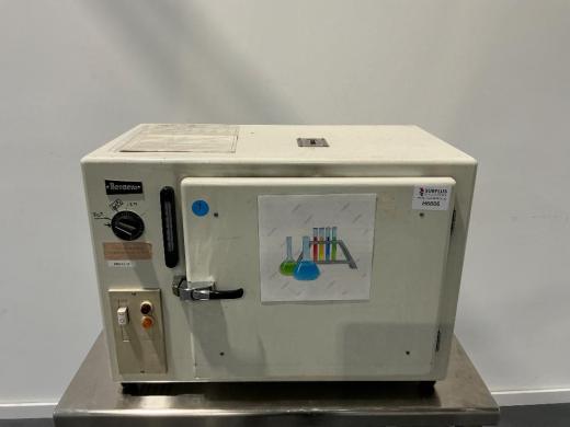 Heraeus Hanau FT 420-K Laboratory Drying and Sterilizing Oven-cover