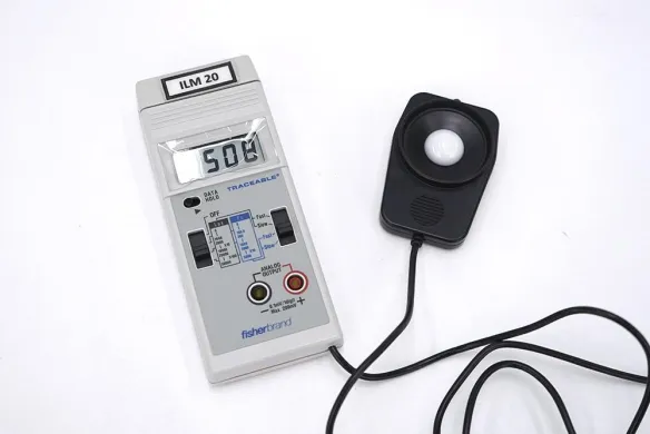 Fisherbrand Traceable Dual-Range Light Meter FC/Lux 06-662-63, 0–50,000 Lux