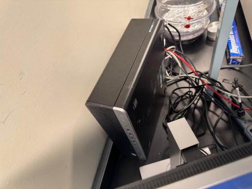 Waters Acquity Arc High-Performance Liquid Chromatography (HPLC) System with Sample Manager FTN and PDA Detector-cover