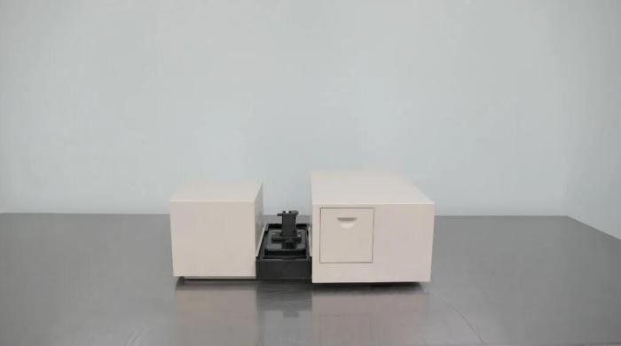 Agilent 8453 Spectrophotometer-cover