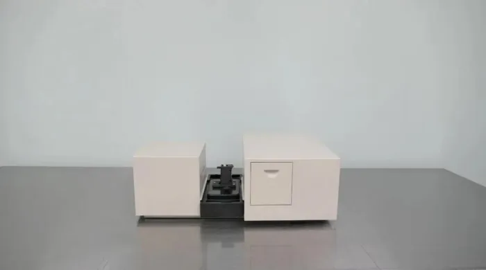 Agilent 8453 Diode Array UV-Vis Spectrophotometer System for Molecular Diagnostics