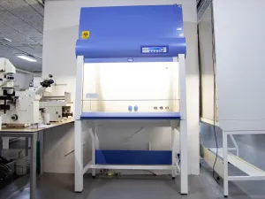 Cleanair EFS4 Microbiological Safety Cabinet for Containment and Sterile Workflows, 2 of 5