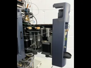 Waters Acquity Ultra Performance Liquid Chromatography System with TQ Detector and ELSD, 8 of 13