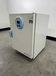 VWR Incubator F Air 6.3CF Single-Door Laboratory Incubator with Digital Controls, 3 of 4